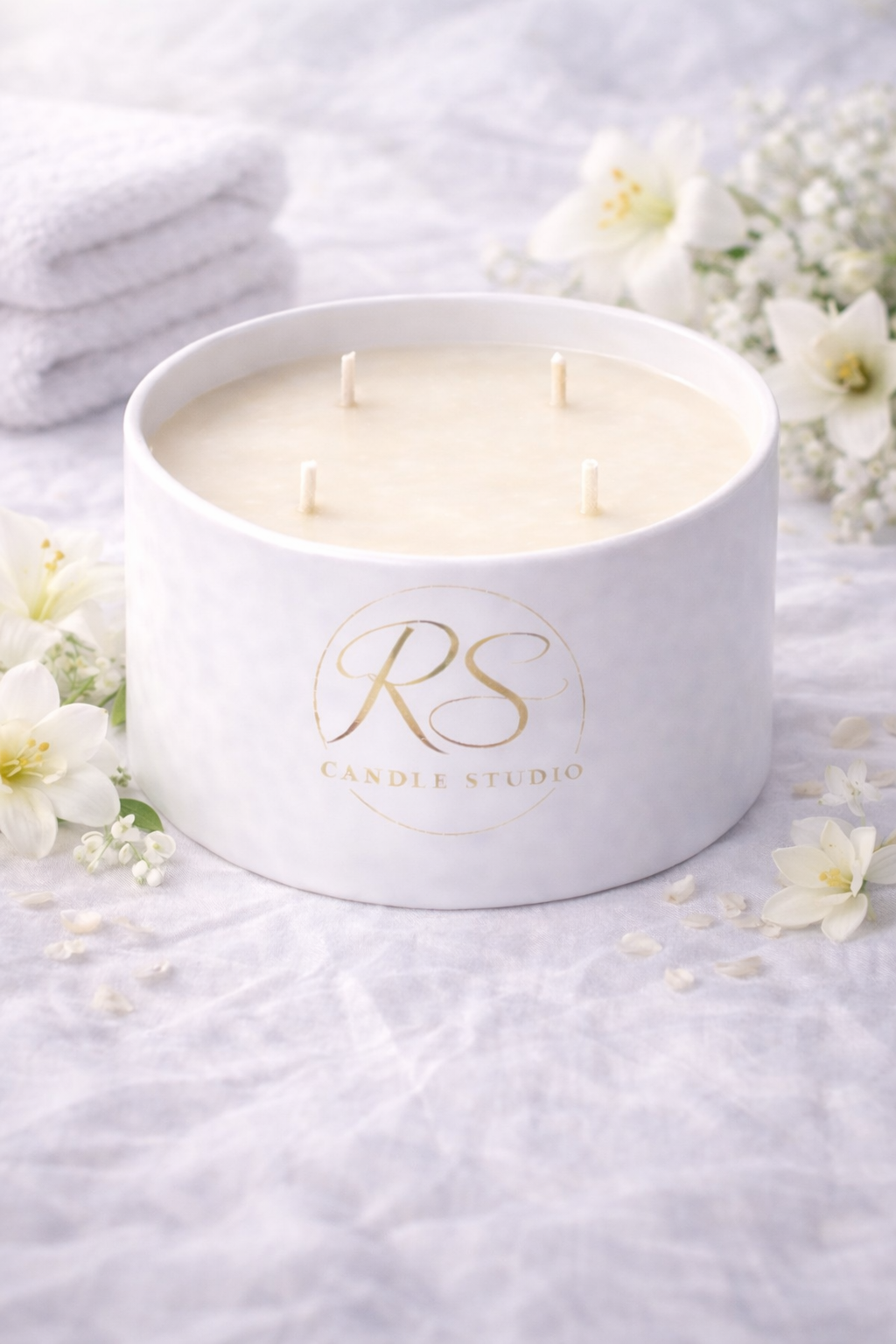 Fresh Linen - Scented Candle